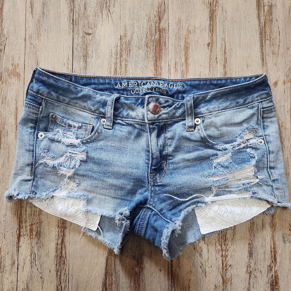 American Eagle Outfitters Size 6 Super Low Shortie Jean Shorts Lace Pockets boho